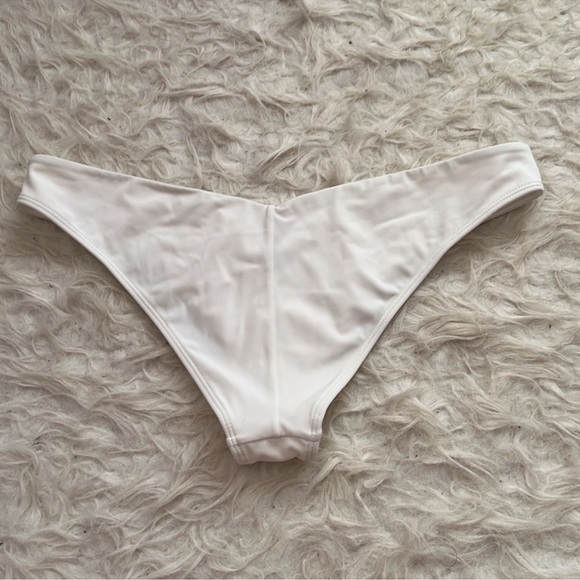 NWOT PACSUN WHITE BIKINI BOTTOMS - Picture 2 of 3